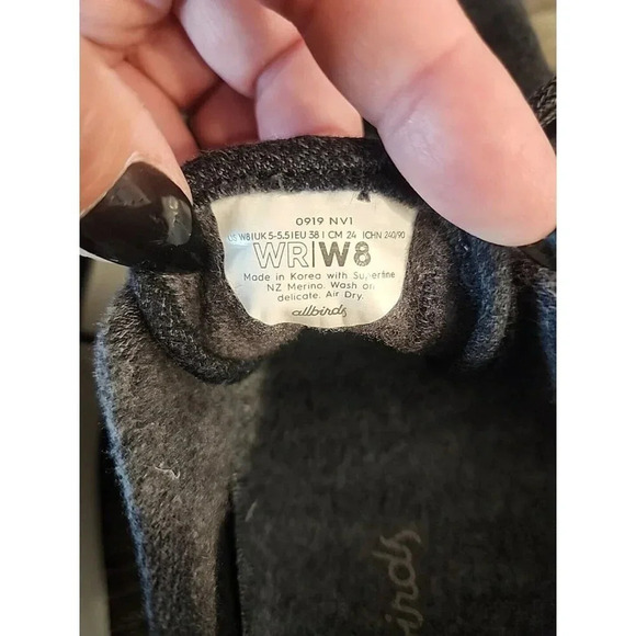 Allbirds Women's Wool Runners Gray Charcoal Black White Sz 8 - Picture 9 of 10